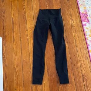 Lululemon leggings 25”